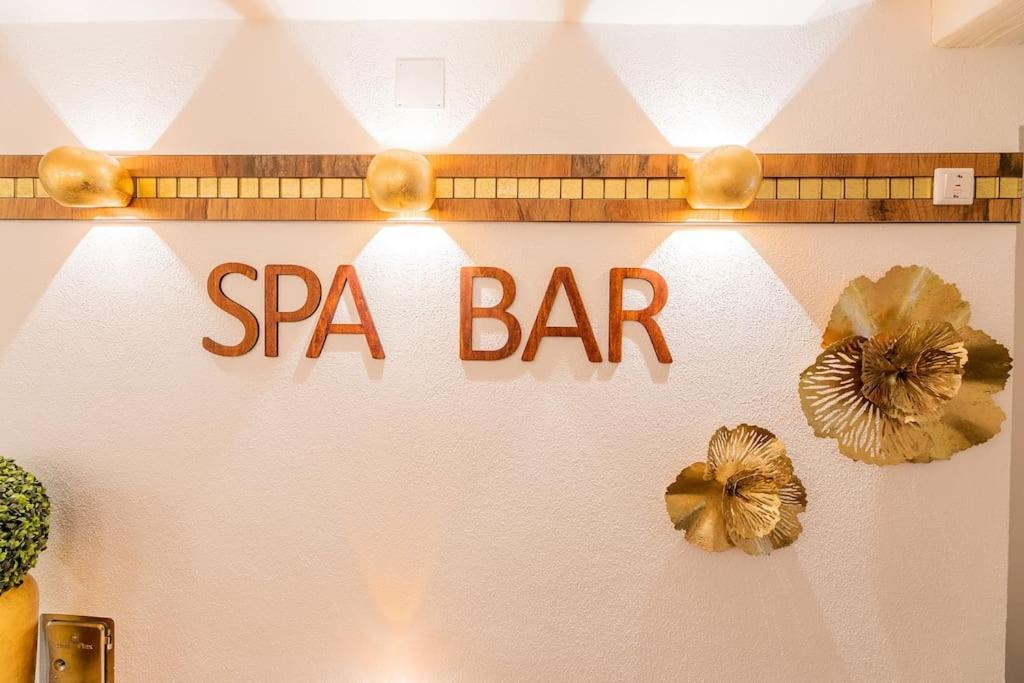 Chalet Vitaspa - Whirlpool & Sauna Privatspa Пегниц Екстериор снимка