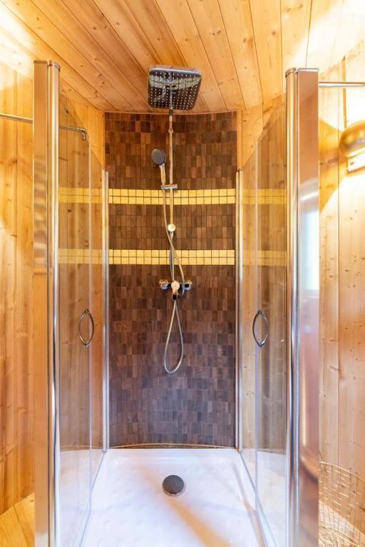 Chalet Vitaspa - Whirlpool & Sauna Privatspa Пегниц Екстериор снимка