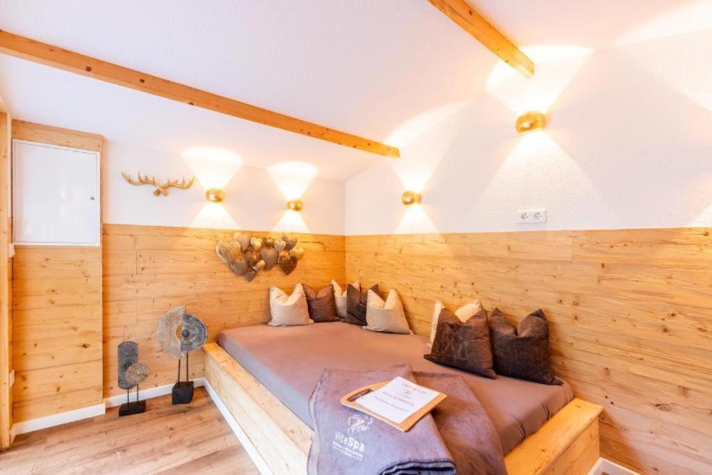 Chalet Vitaspa - Whirlpool & Sauna Privatspa Пегниц Екстериор снимка