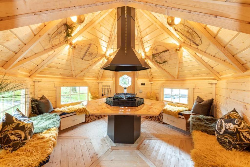 Chalet Vitaspa - Whirlpool & Sauna Privatspa Пегниц Екстериор снимка